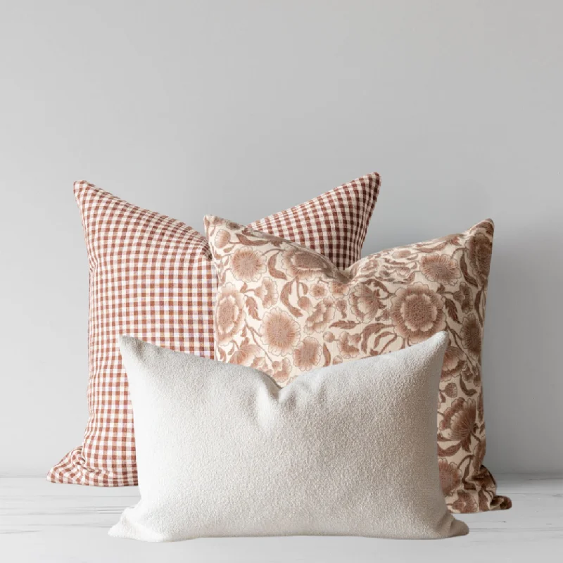 Hypoallergenic Pillows for Allergy SufferersHannah Pillow Cover Combo