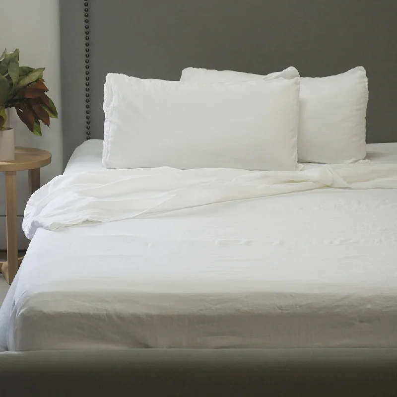 Quilted Cotton Sheets for a Warm and Inviting BedVIDA STONEWASHED LINEN WHITE SHEETS & PILLOWCASES