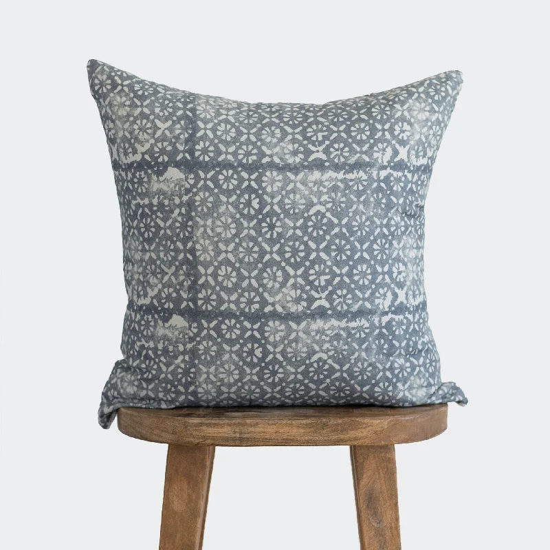 Down Alternative Pillows for Ethical ChoicesDiamond Floral - 18" | 22"