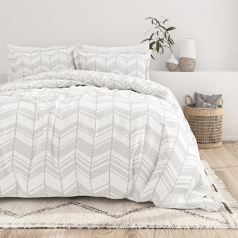 Dry - clean - only duvet covers with high - end materials and delicate designsAlps Chevron Pattern 3-Piece Duvet Cover Set