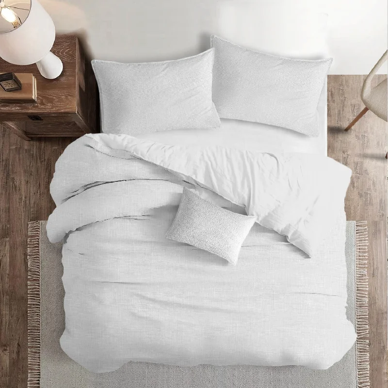 Light - blocking duvet covers for a better sleep during the dayAncebridge Bright White Bedding