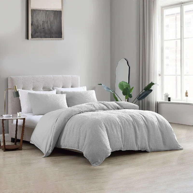 Clearance - priced duvet covers for a great deal on last - season modelsBed duvet covers to enhance the comfort and aesthetics of the bedroomBrielle Home Wesley 100% Cotton Matelasse Duvet Cover Set