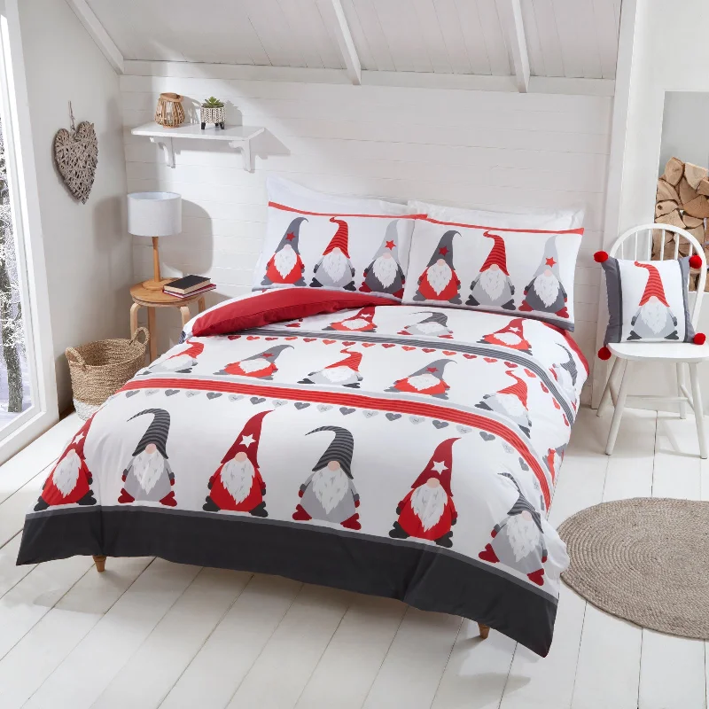 Teen - room duvet covers with trendy and age - appropriate patternsChristmas Festive Gonks Duvet Cover Set