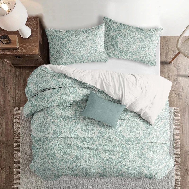 Ombre - colored duvet covers with a gradient effect for a trendy and unique styleDamaskus Linen Mist Bedding