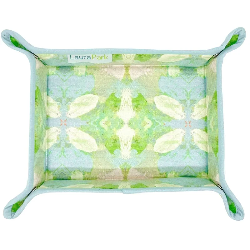 Abstract - designed duvet covers to add an artistic flair to the bedroomElephant Falls Snap Tray