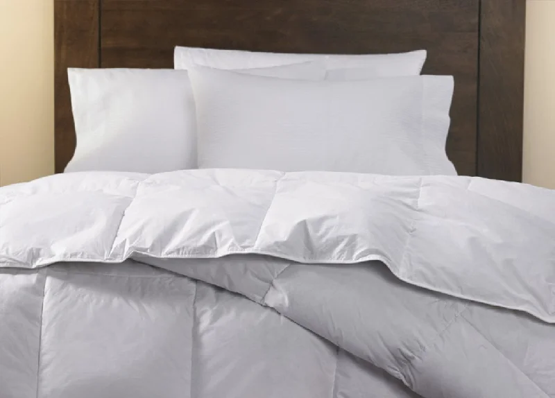 Duvet covers suitable for use with synthetic - filled comfortersFeather Duvet - 4 Season