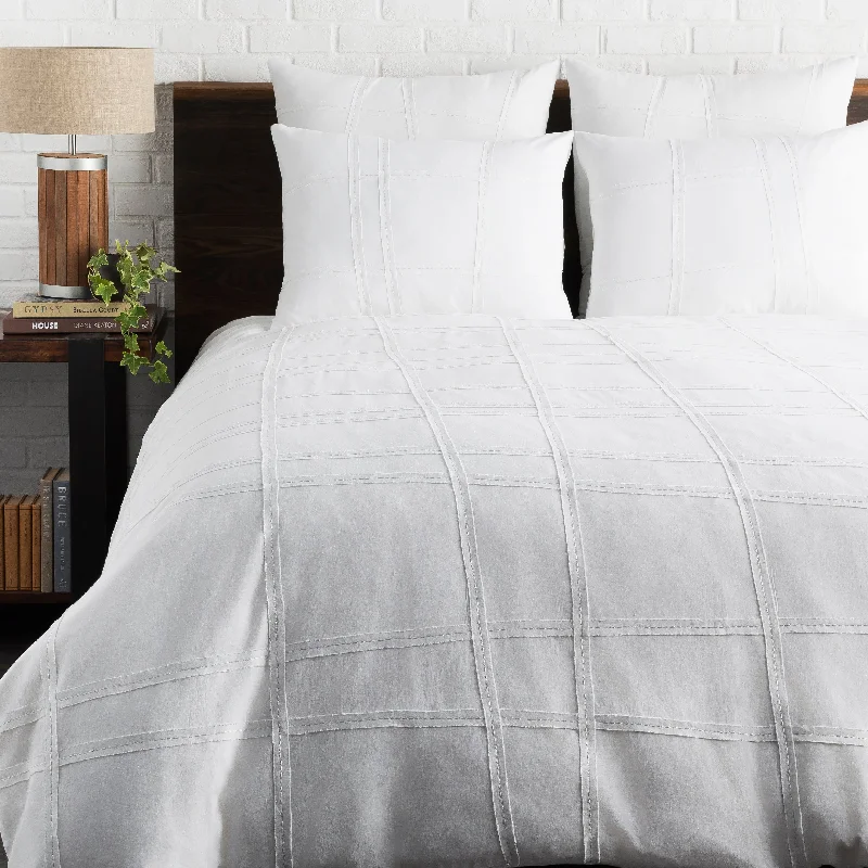 Ombre - colored duvet covers with a gradient effect for a trendy and unique styleHaru Bedding in White