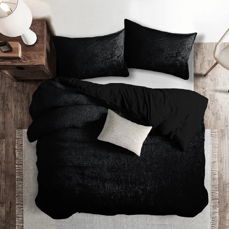 Velvet duvet covers for a plush and cozy lookJuno Velvet Black Bedding