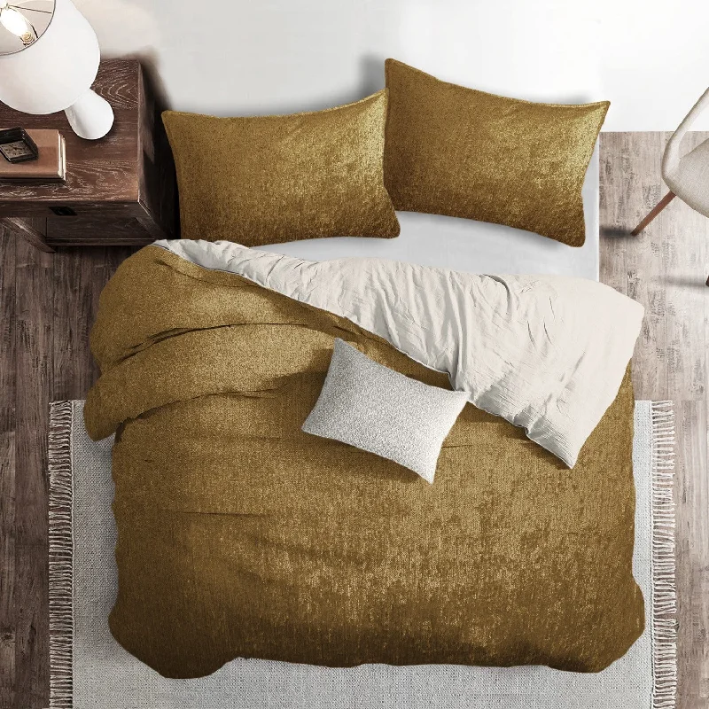 Allergy - friendly duvet covers for bedrooms with sensitive air qualityJuno Velvet Gold Bedding