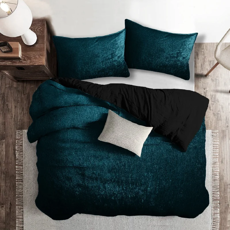 Snap - closure duvet covers for a quick and convenient way to open and closeJuno Velvet Laguna Bedding