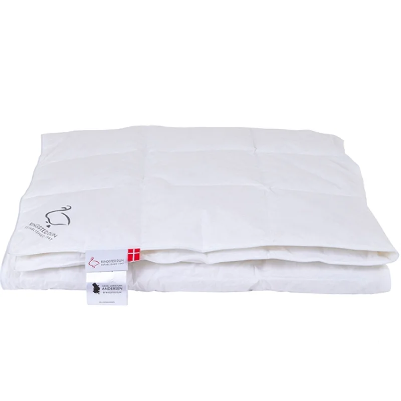 Solid - colored duvet covers in classic colors like white, black, and navy for a timeless lookRINGSTED DUN Klodshans Adult Duvet Cool Extra Length