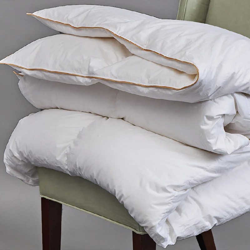 Mid - priced duvet covers with a good balance of quality and costSzeged 800 Loft Hungarian White Goose Down Duvet